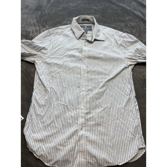 American Eagle Outfitters Vintage Fit White‎ Blue Striped Shirt Men's Medium - Picture 1 of 6